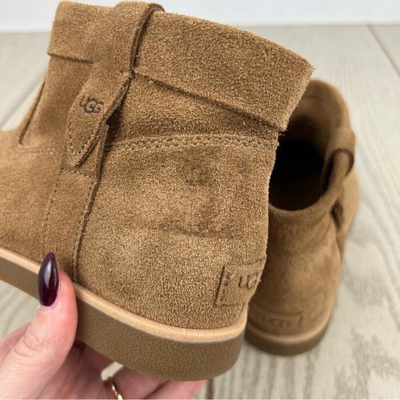 UGG Women's Josefene Cuff Suede Ankle Boots US6.5 Chestnut (tan/brown) $130 - Picture 8 of 11